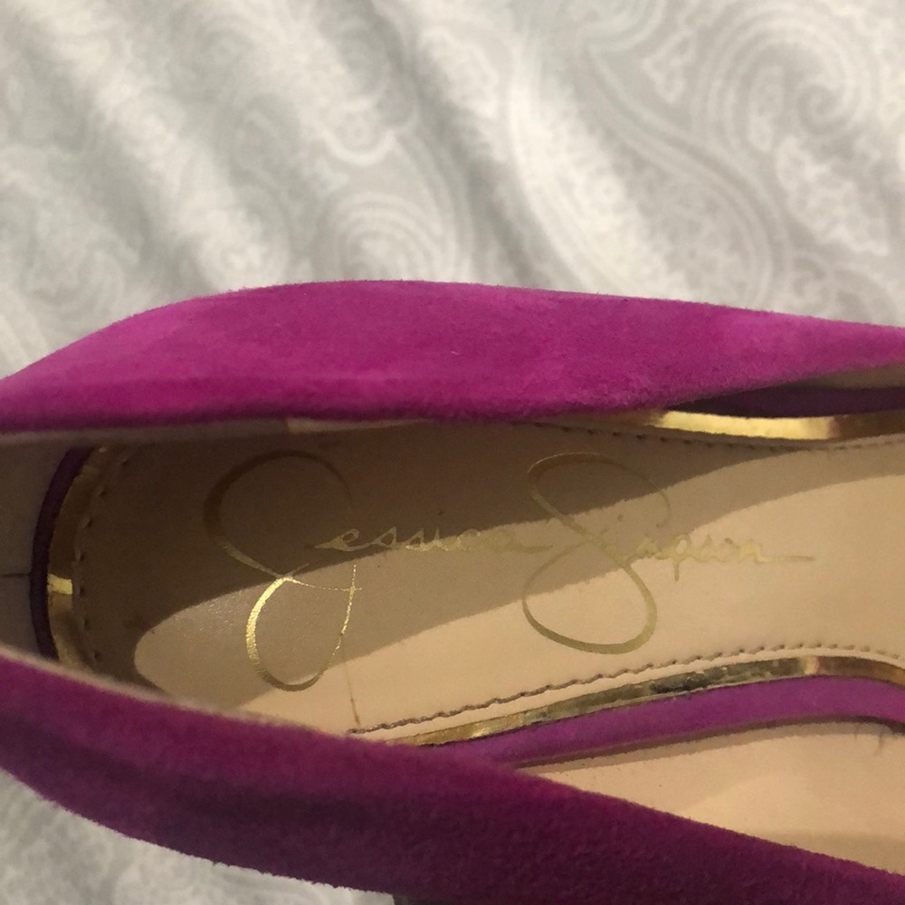 Fuchsia pumps-4-5 inch heel